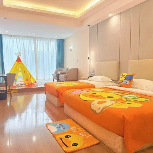 B.Duck Theme Family Room “Duck Fun Together”