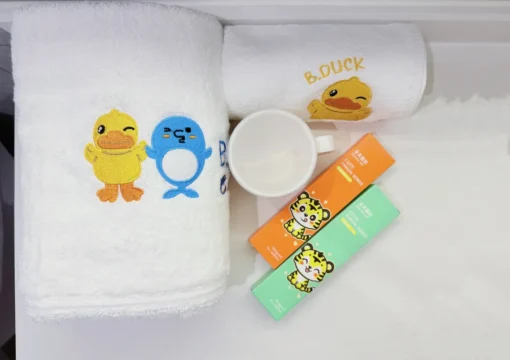 B.Duck Theme Family Room “Duck Fun Together”