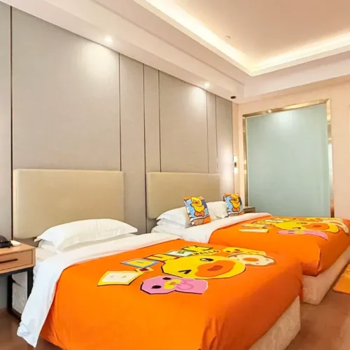 B.Duck Theme Family Room “Duck Fun Together”