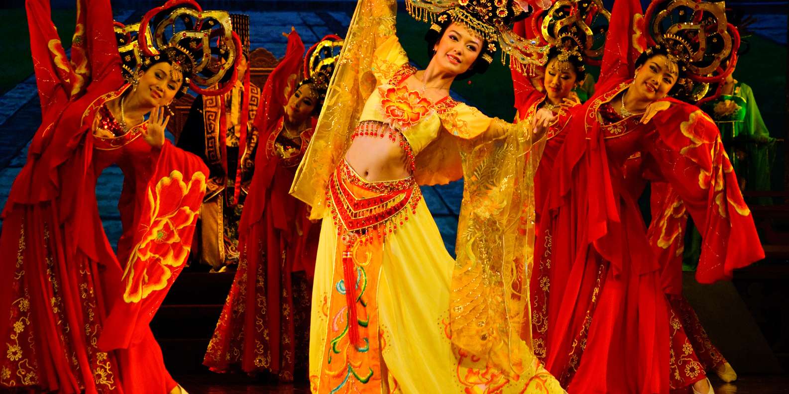 Your Complete Guide to Tang Dynasty Cultural Performances in Xi’an: Showtimes, Venues, Dinner Packages & Tips for OrangeHao Hotel Guests